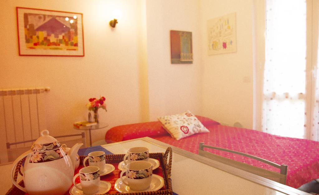 La Casetta B&B Cernusco Sul Naviglio Rum bild