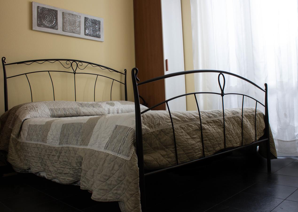 La Casetta B&B Cernusco Sul Naviglio Exteriör bild